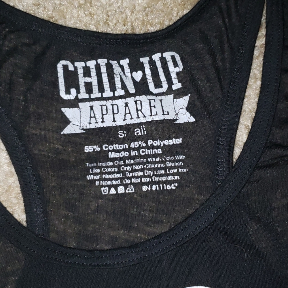 Workout top - Picture 2 of 2